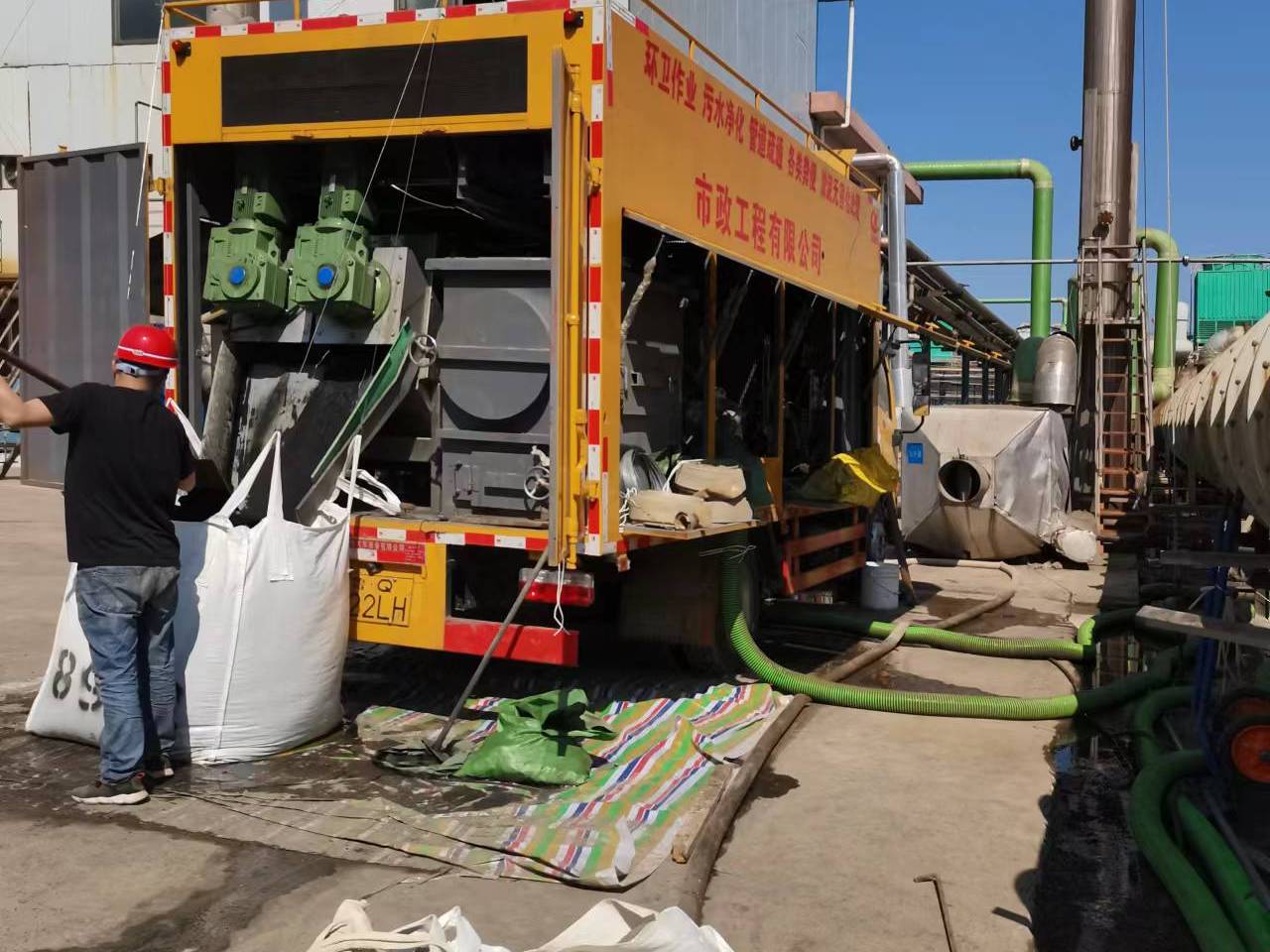 同德淤泥压干处理